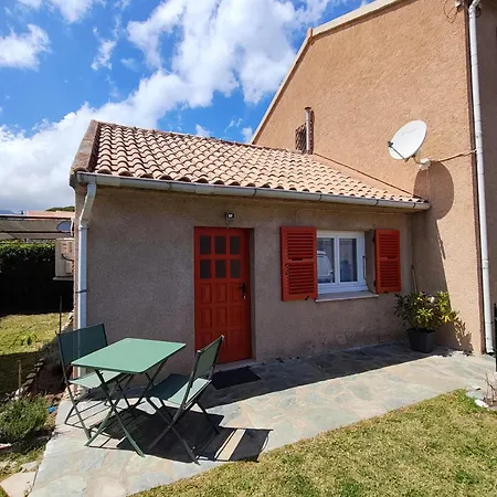 Holiday home La Crique